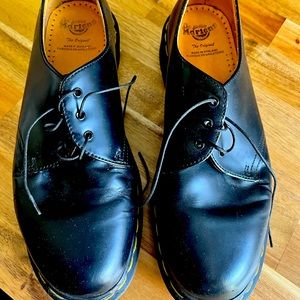 DOC Martin vintage black leather dress shoes , size 9, made in England